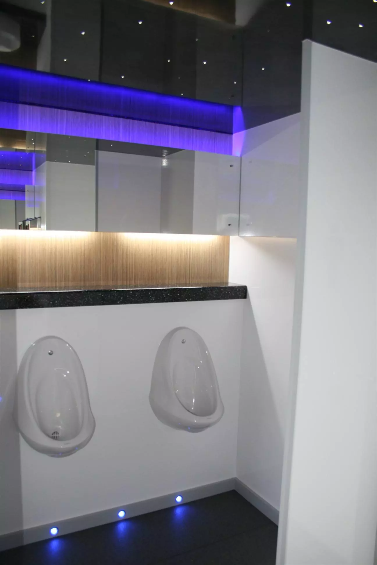 Why choose our luxury portable toilets for hire?